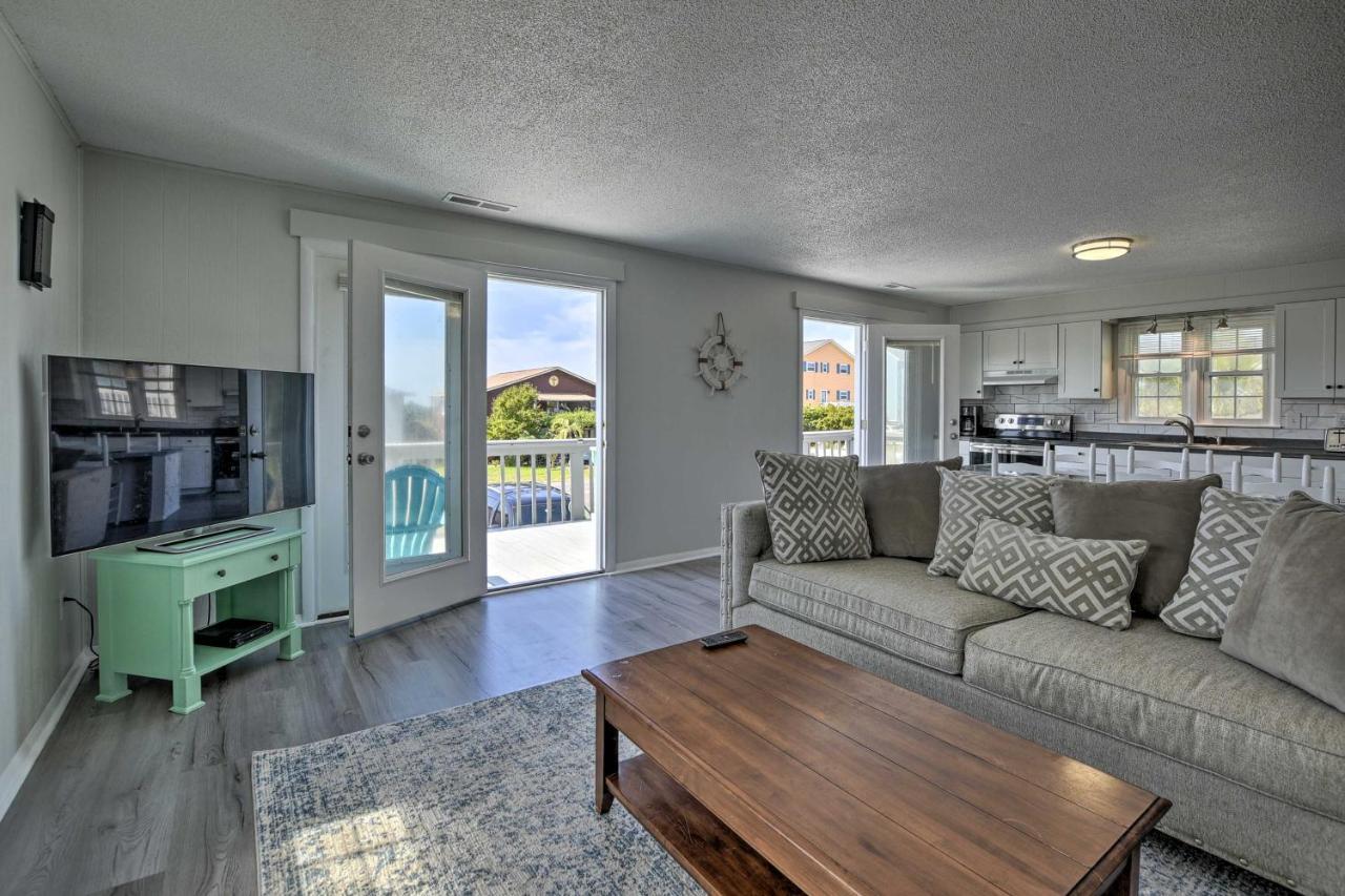 Oak Island Beach Abode With Deck Walk To Shore! מראה חיצוני תמונה